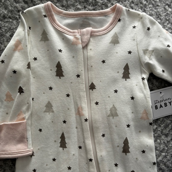 Stephan Baby Winter Wonderland Cozy Romper in Blush Trees NWT 6-12M - Picture 2 of 5